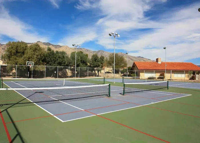 Townhome W/ Private Patio & Mtn Views! Tucson