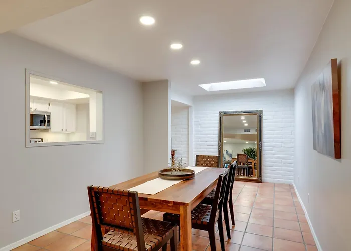 Holiday home Townhome W/ Private Patio & Mtn Views!