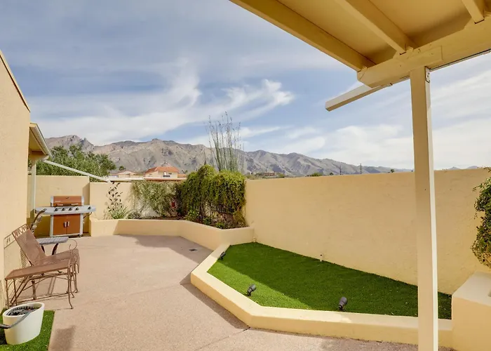 Holiday home Townhome W/ Private Patio & Mtn Views! *